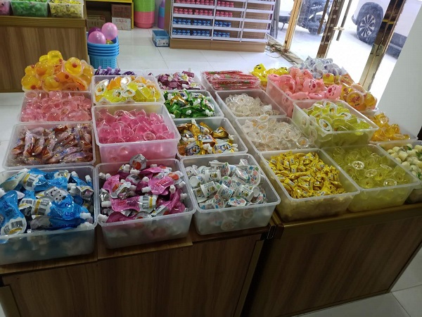 饞嘴郎儀隴馬鞍鎮6元9零食加盟店開業大吉，祝老板生意興隆！