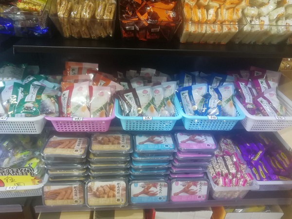 零食加盟店櫥窗怎么設計？需要注意哪些？